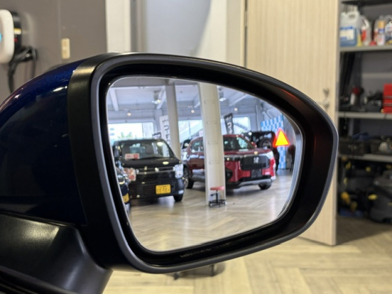 日産 オーラ