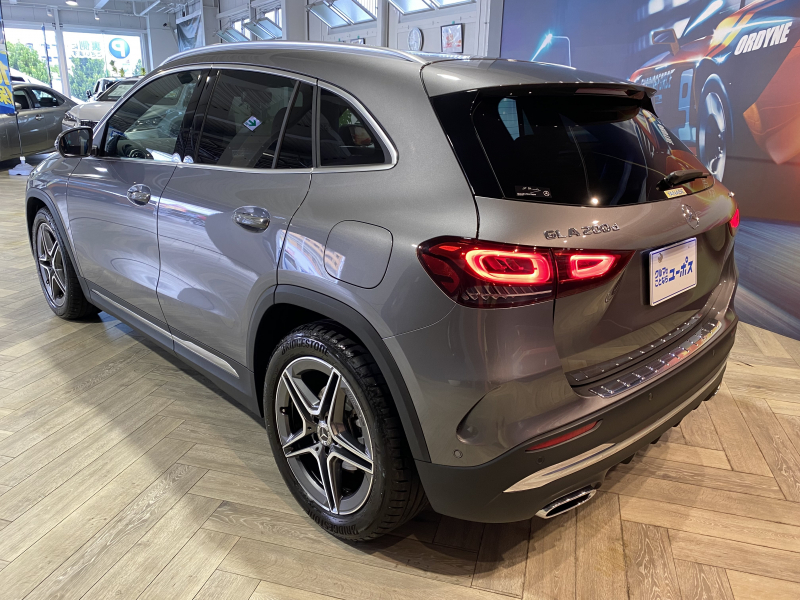 メルセデスベンツ GLA