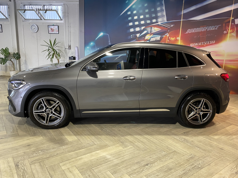 メルセデスベンツ GLA