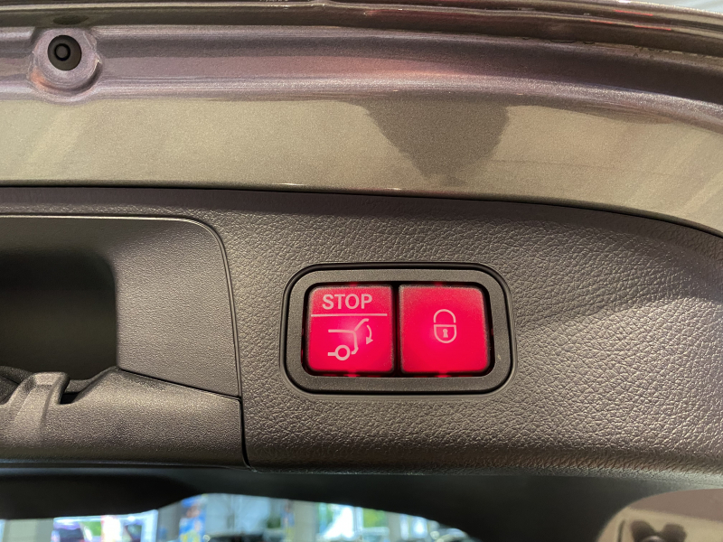 メルセデスベンツ GLA