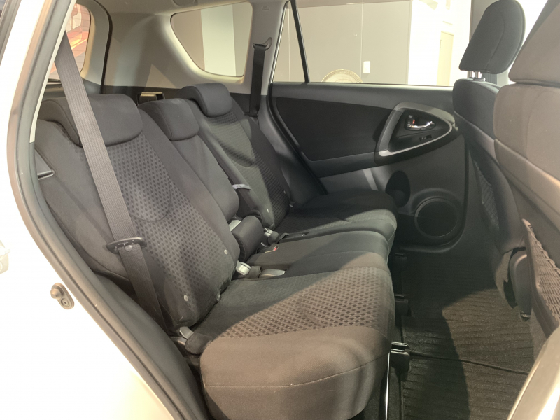 トヨタ ヴァンガード