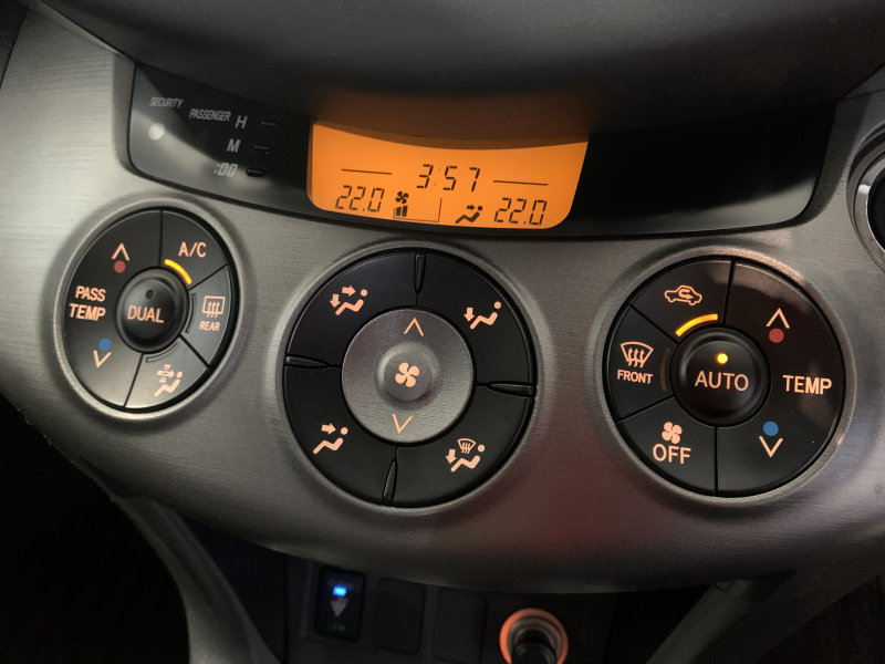 トヨタ ヴァンガード