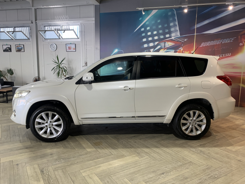 トヨタ ヴァンガード