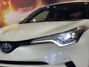 トヨタ C-HR