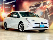 トヨタ プリウス