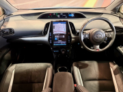 トヨタ プリウスPHV