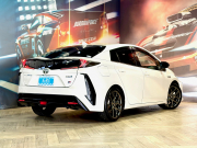 トヨタ プリウスPHV