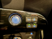 トヨタ プリウスPHV