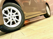 トヨタ プリウスα