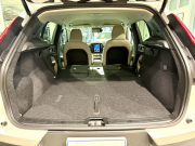 ボルボ XC40