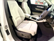 ボルボ XC40