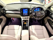 ボルボ XC40
