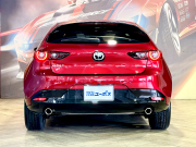 マツダ MAZDA 3