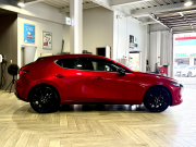 マツダ MAZDA 3