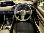 マツダ MAZDA 3