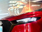 マツダ MAZDA 3