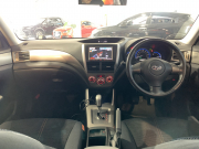 スバル フォレスター