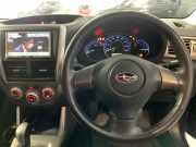 スバル フォレスター