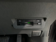 トヨタ プリウスα