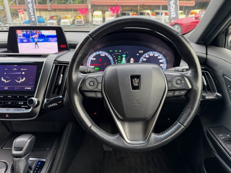 トヨタ クラウンハイブリッド