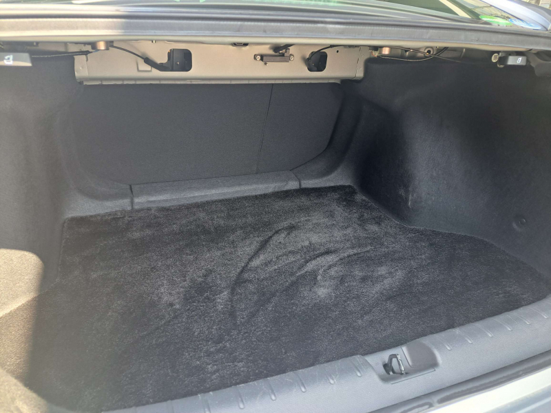 ホンダ インサイト