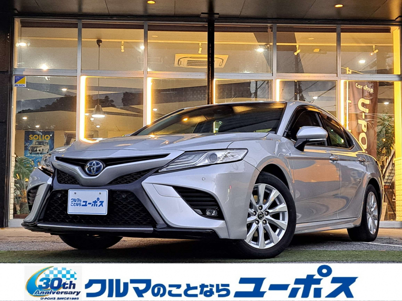 カムリ　入庫しました