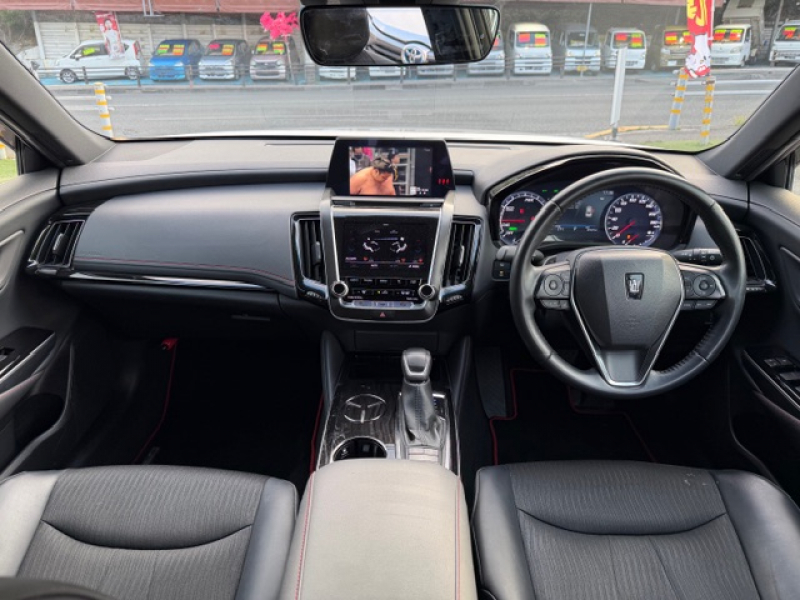 トヨタ クラウンハイブリッド