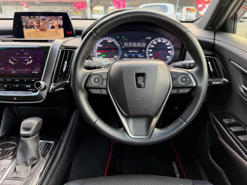 トヨタ クラウンハイブリッド