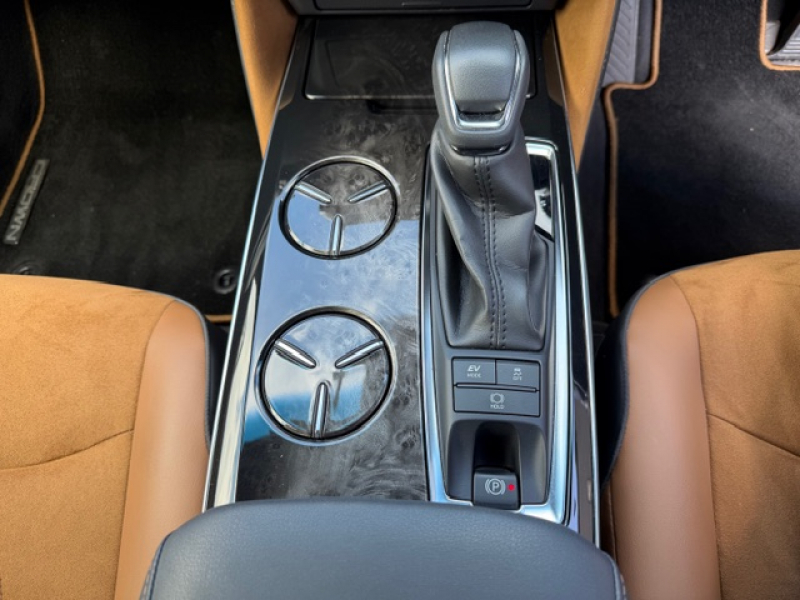 トヨタ クラウンハイブリッド