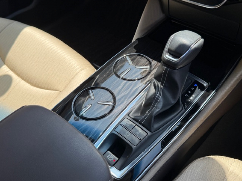 トヨタ クラウンハイブリッド