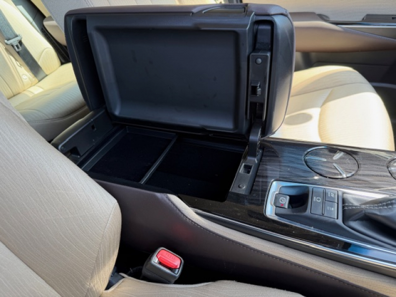 トヨタ クラウンハイブリッド