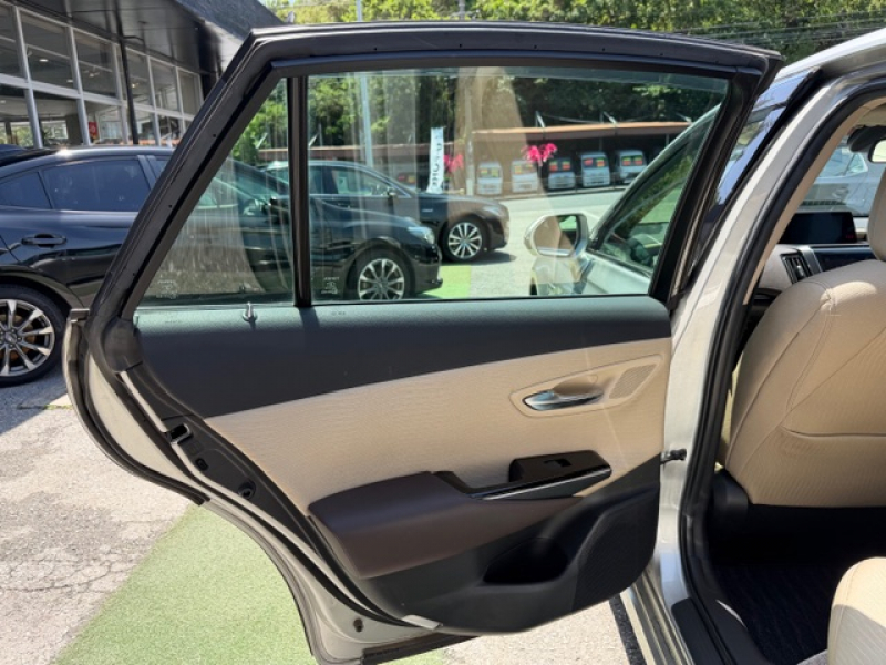 トヨタ クラウンハイブリッド