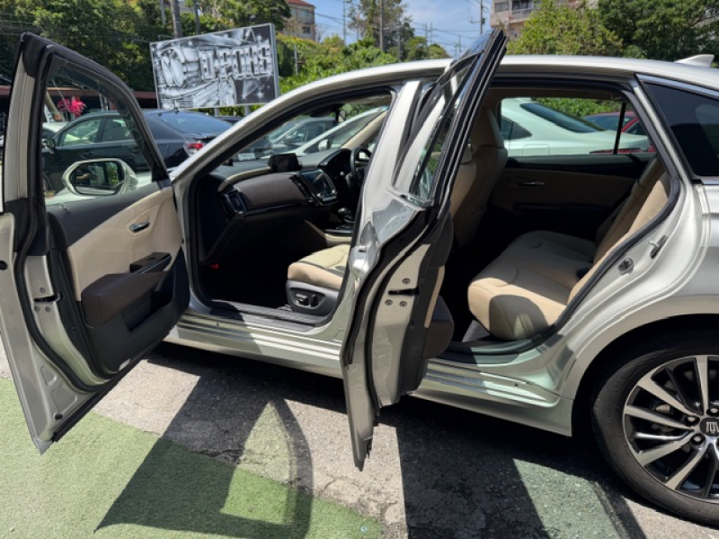 トヨタ クラウンハイブリッド