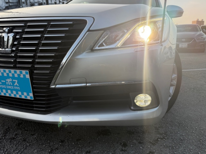 トヨタ クラウン