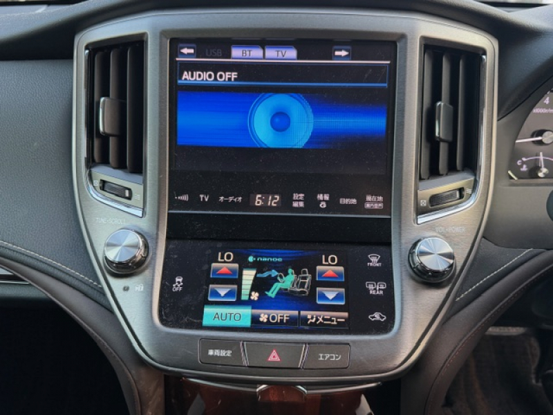 トヨタ クラウン