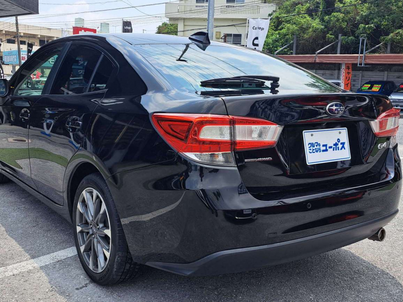スバル インプレッサG4