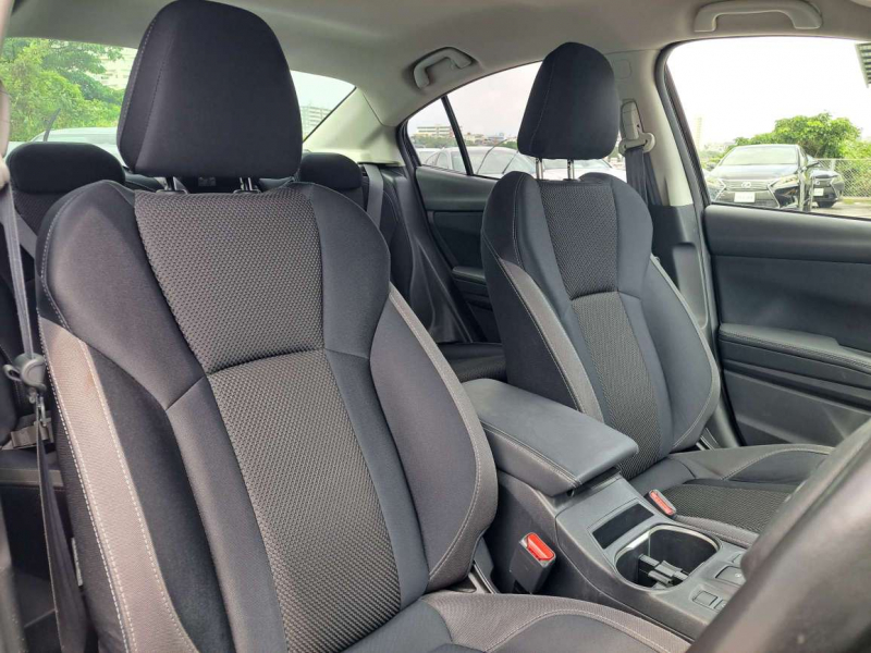 スバル インプレッサG4