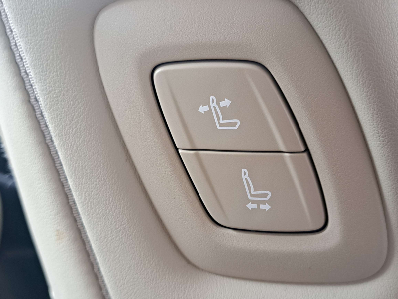 トヨタ クラウンハイブリッド