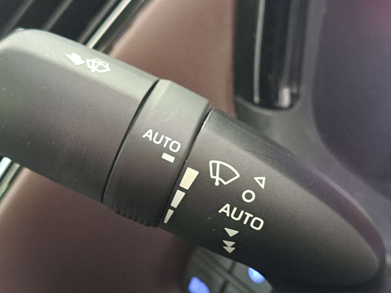 トヨタ クラウンハイブリッド