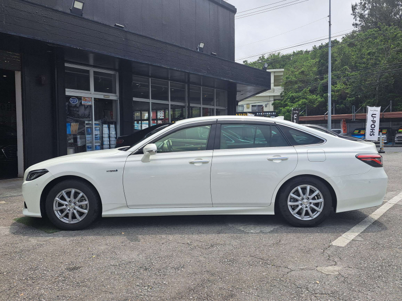 トヨタ クラウンハイブリッド