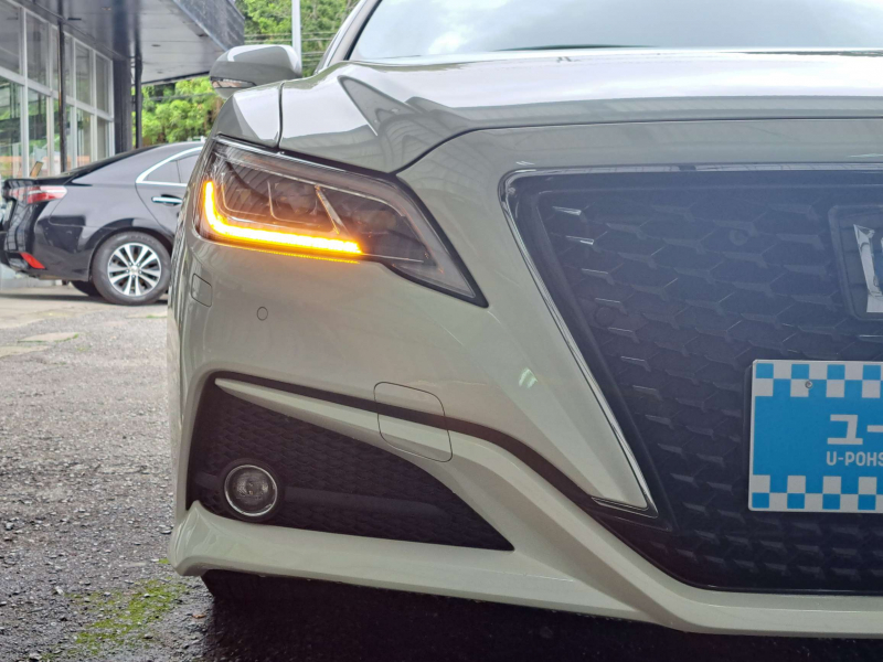 トヨタ クラウンハイブリッド