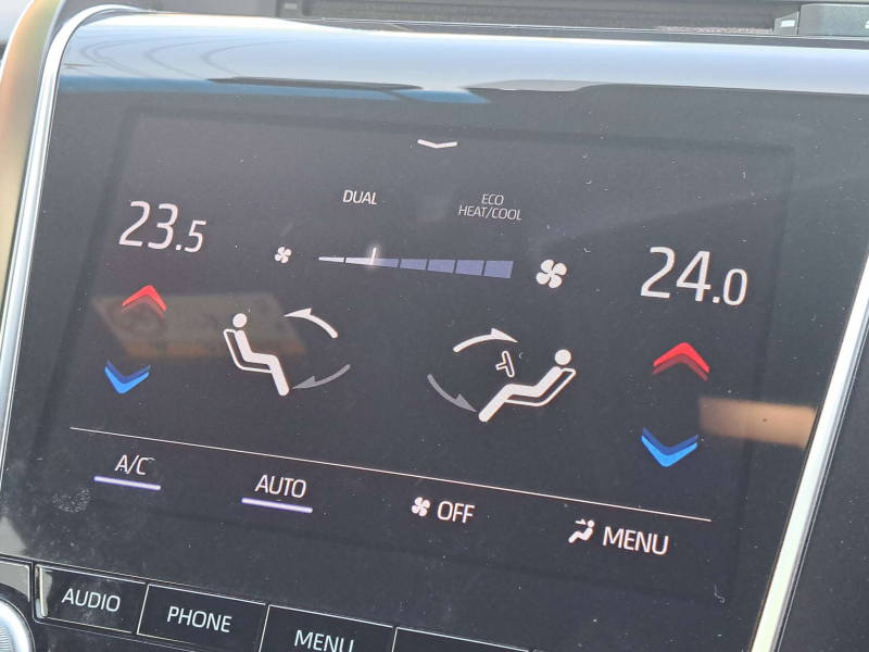 トヨタ クラウンハイブリッド