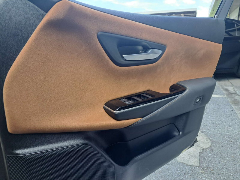 トヨタ クラウンハイブリッド