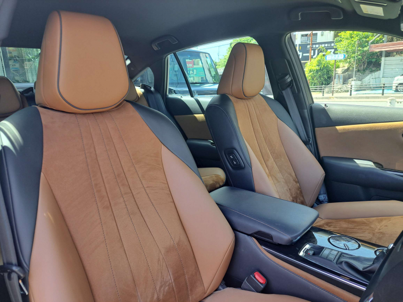 トヨタ クラウンハイブリッド