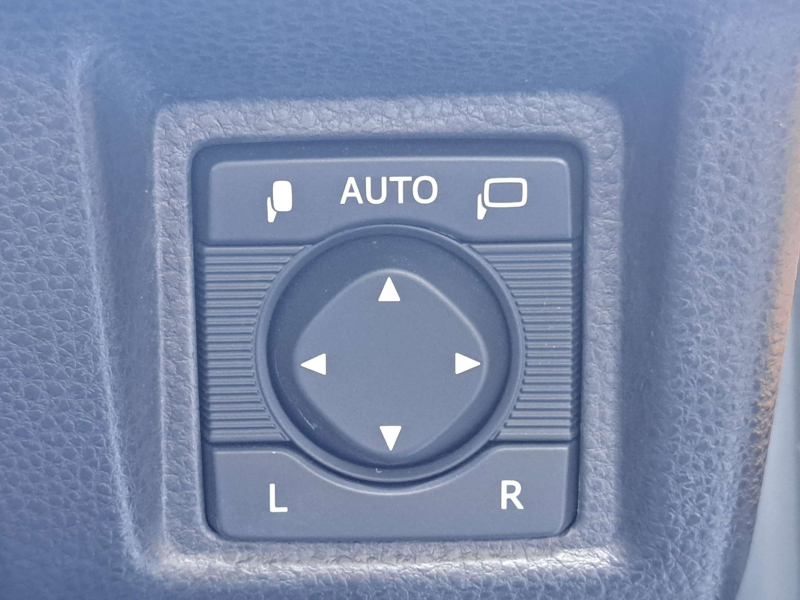 トヨタ クラウンハイブリッド