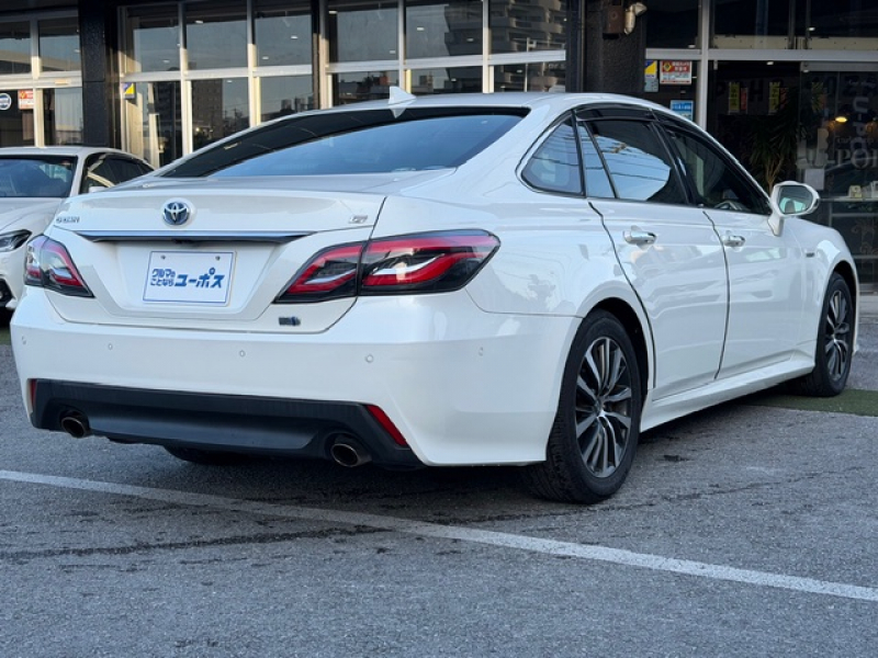 トヨタ クラウンハイブリッド