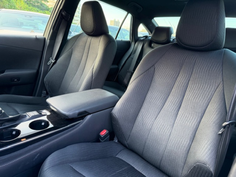 トヨタ クラウンハイブリッド