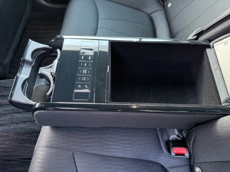 トヨタ クラウンハイブリッド