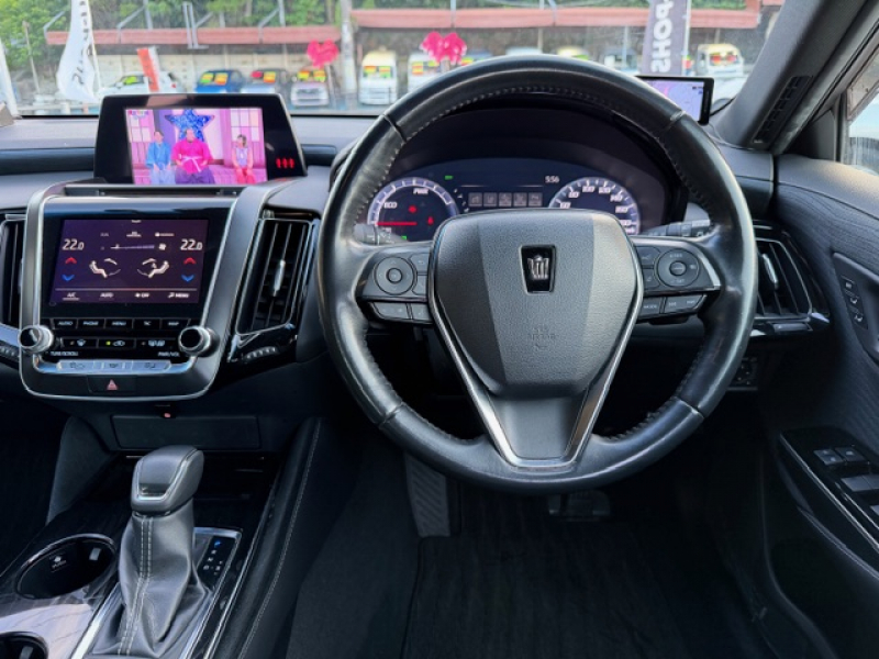 トヨタ クラウンハイブリッド