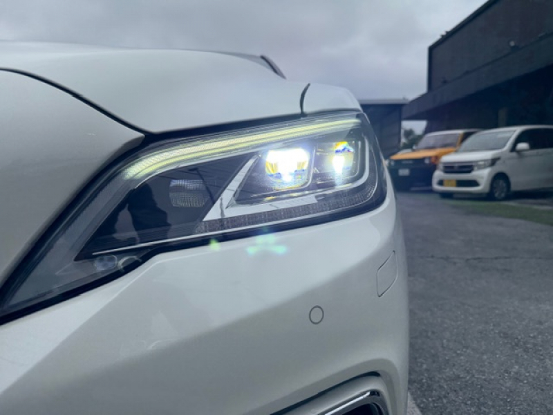 トヨタ クラウンハイブリッド